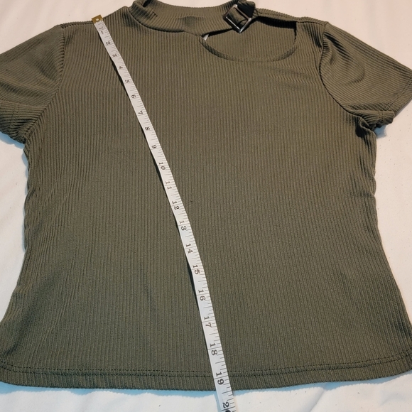 No Boundaries women's top - Picture 3 of 4